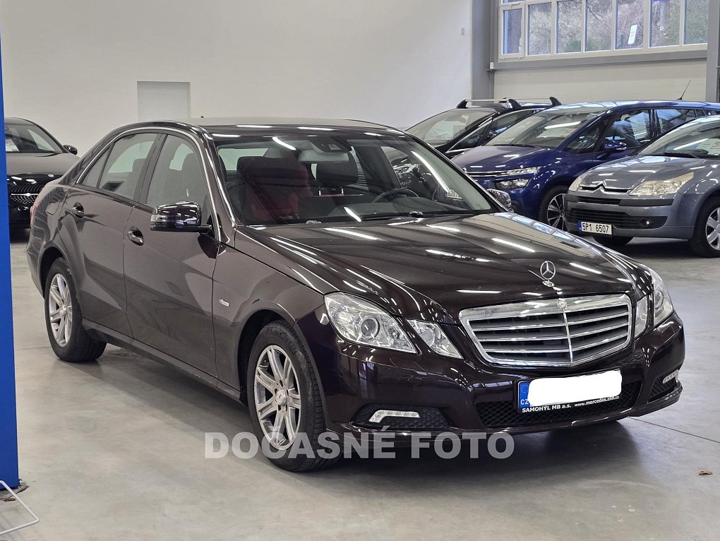 Mercedes-Benz Třída E 220 CDI 