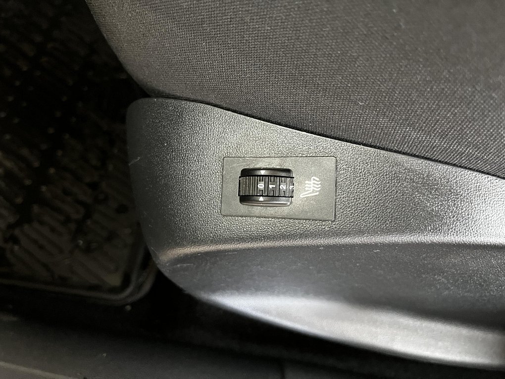Peugeot 208 1.2 PT 
