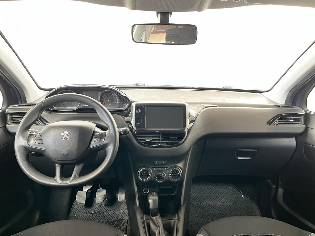 Peugeot 208 1.2 PT 