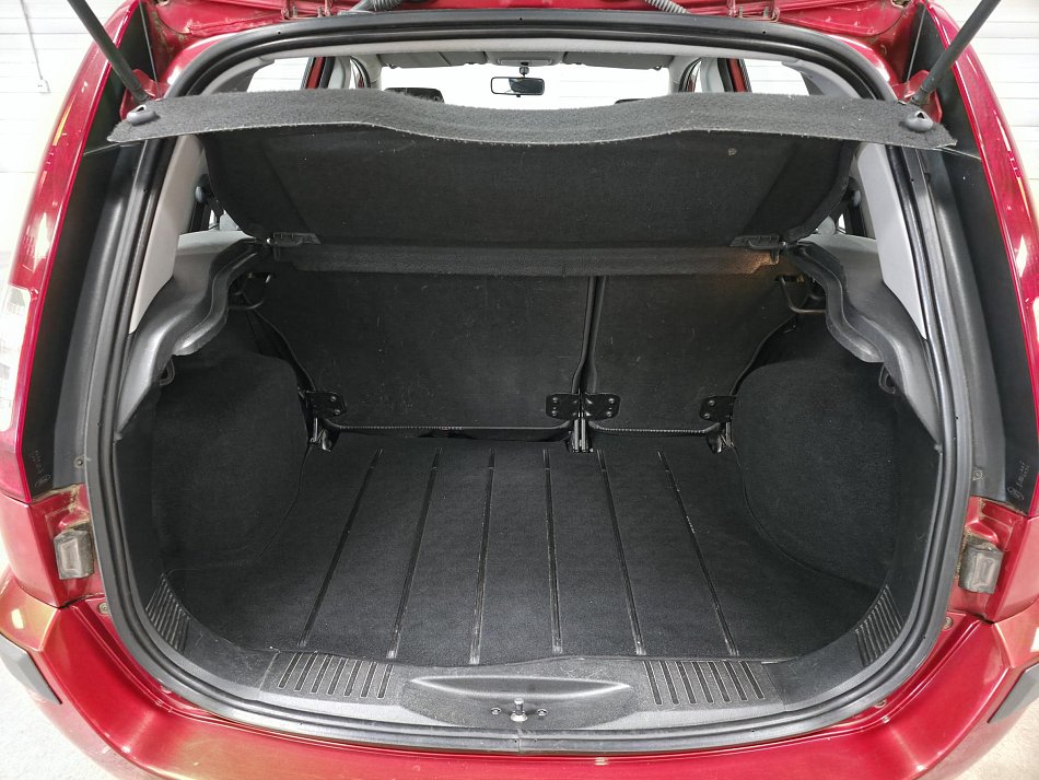 Ford Fusion 1.4 16V 