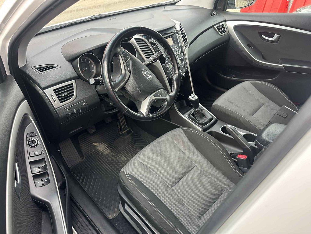 Hyundai I30 1.6GDi 