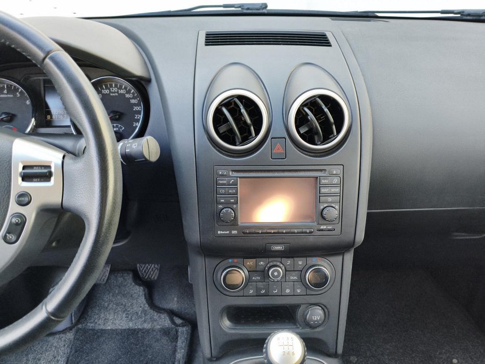 Nissan Qashqai 2.0 i Acenta 2WD
