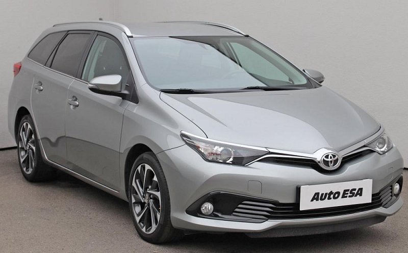 Toyota Auris 1.2 i 