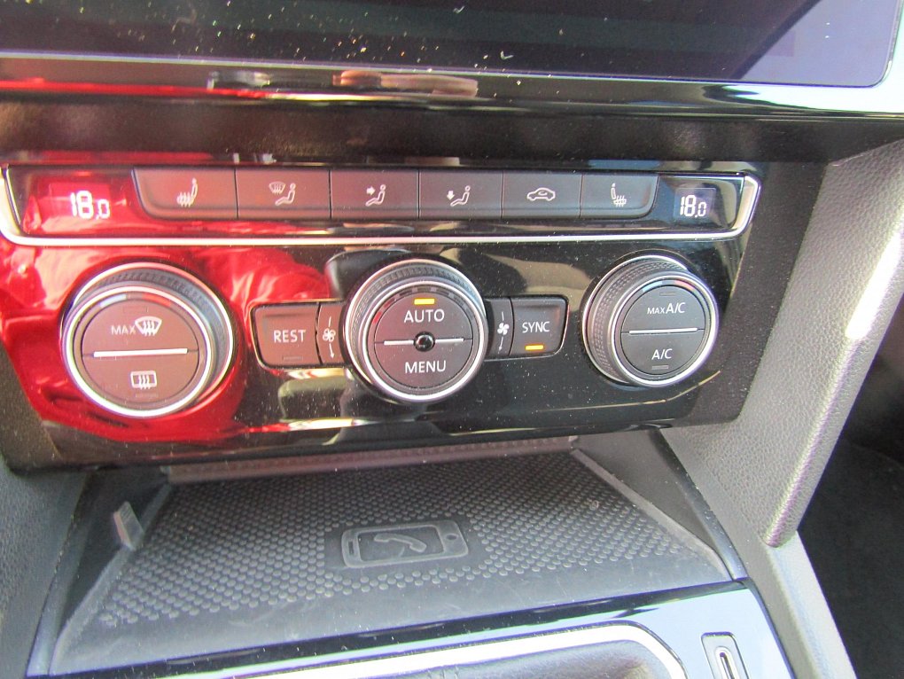 Volkswagen Passat 2.0TDi 