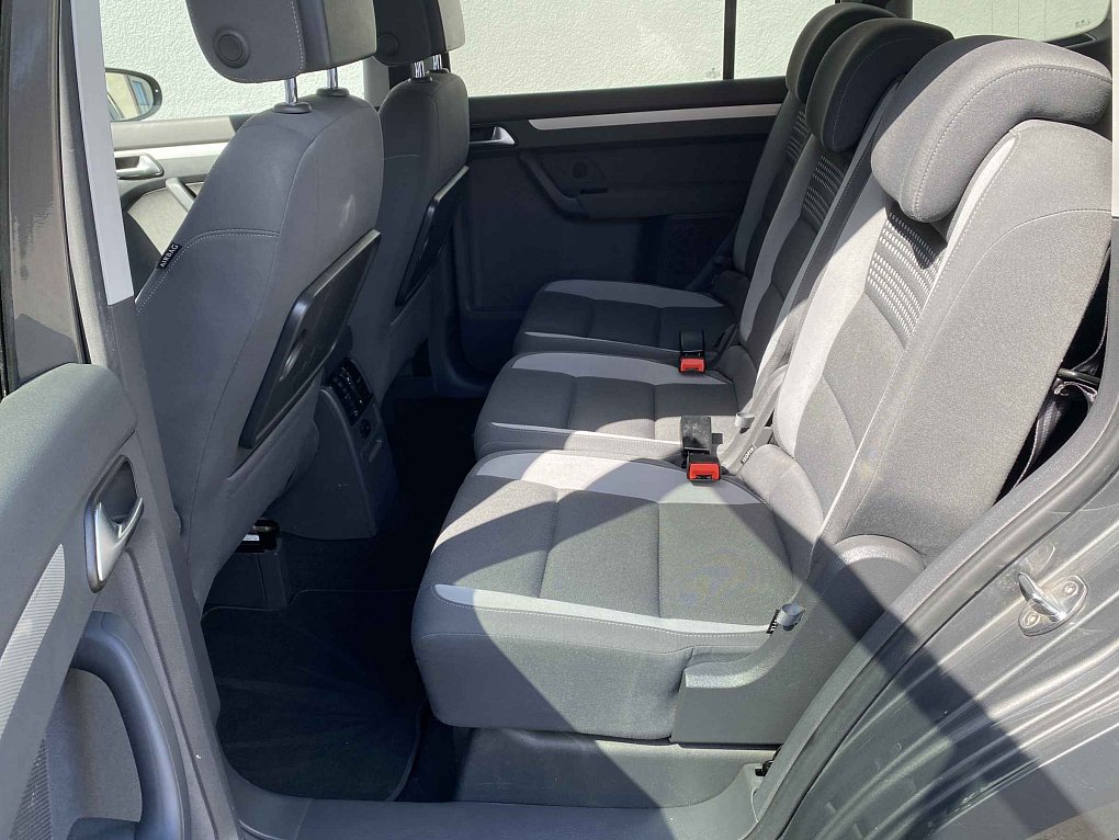 Volkswagen Touran 2.0 TDi Life