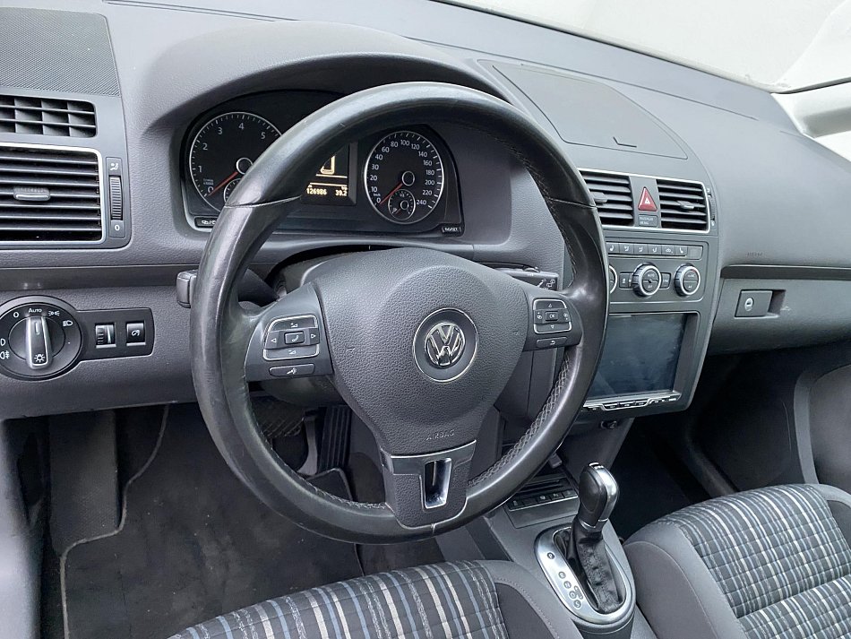 Volkswagen Touran 1.4 TSi CROSS