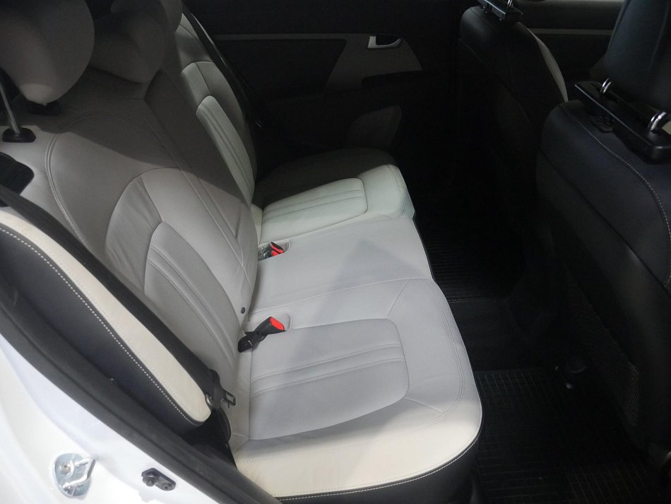 Kia Sportage 1.6 GDi 