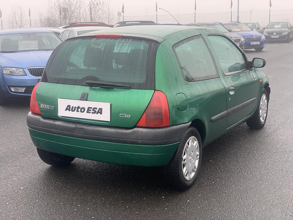 Renault Clio 1.2i 