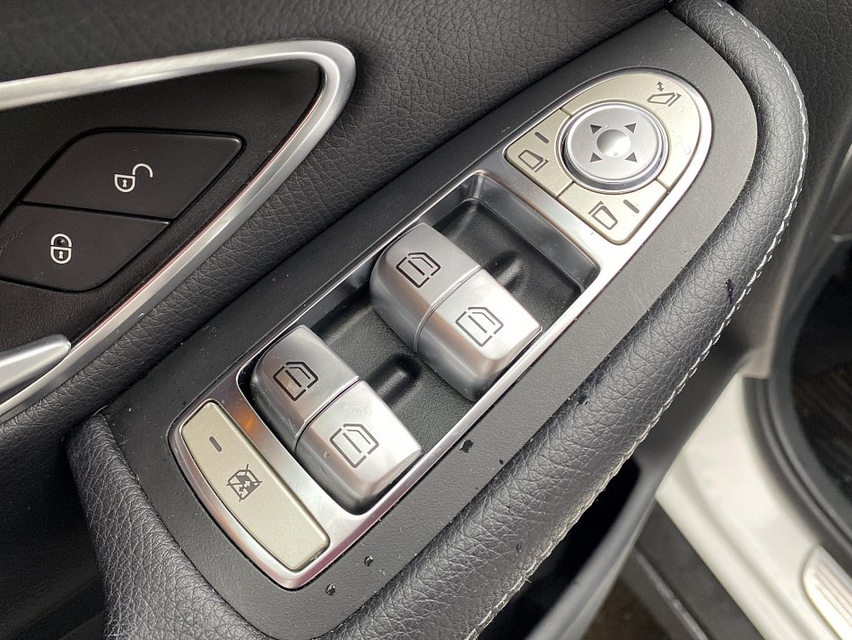 Mercedes-Benz Třída C 2.2d  GLC 4Matic