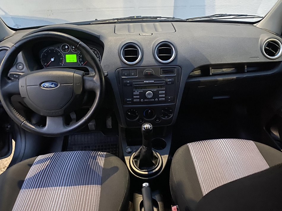 Ford Fusion 1.4i 