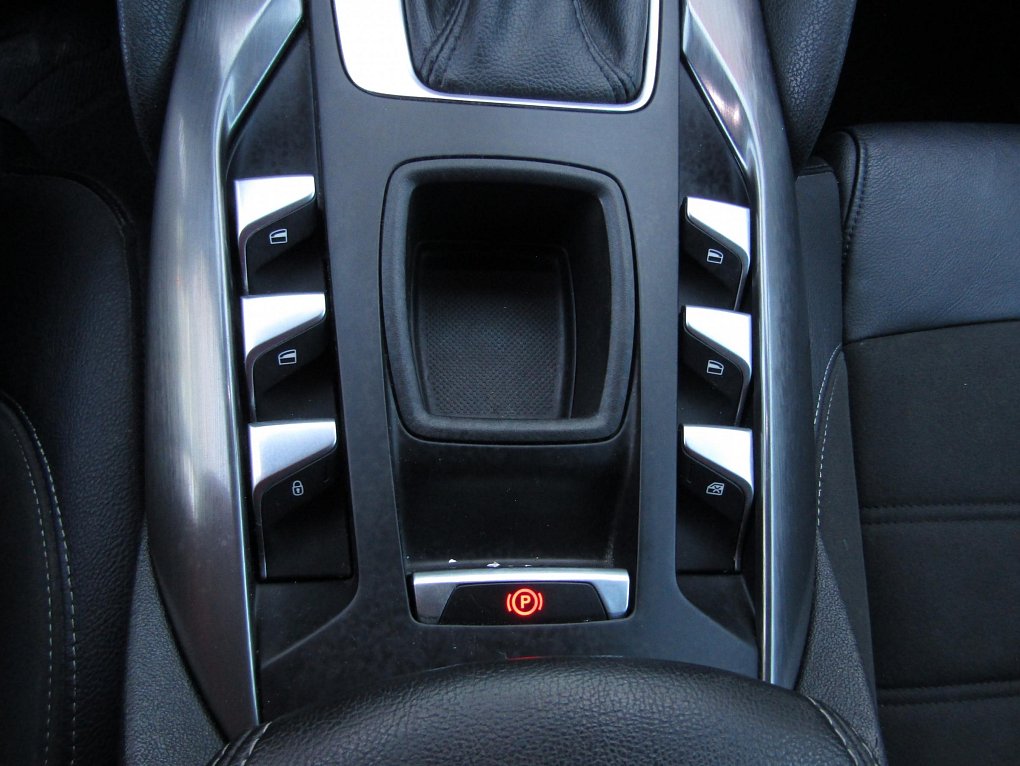 Citroën DS5 2.0 dCi 