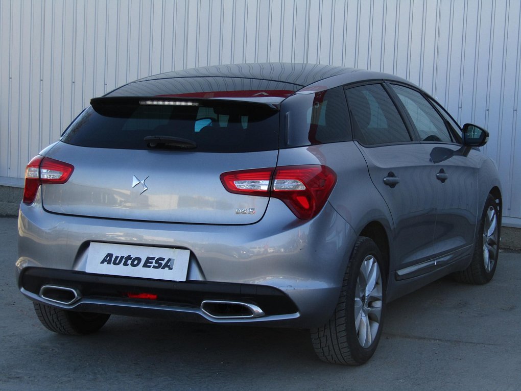 Citroën DS5 2.0 dCi 