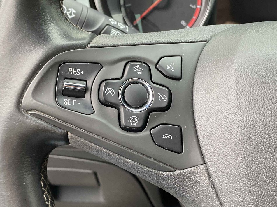 Opel Astra 1.4 T Dynamic