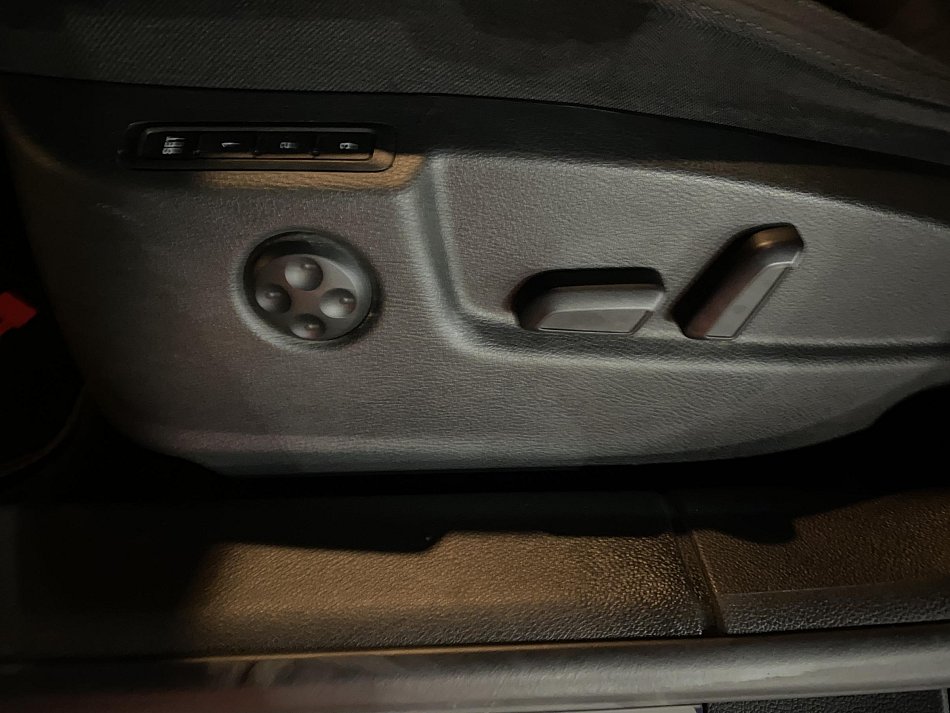 Škoda Superb II 2.0 TDi  FL