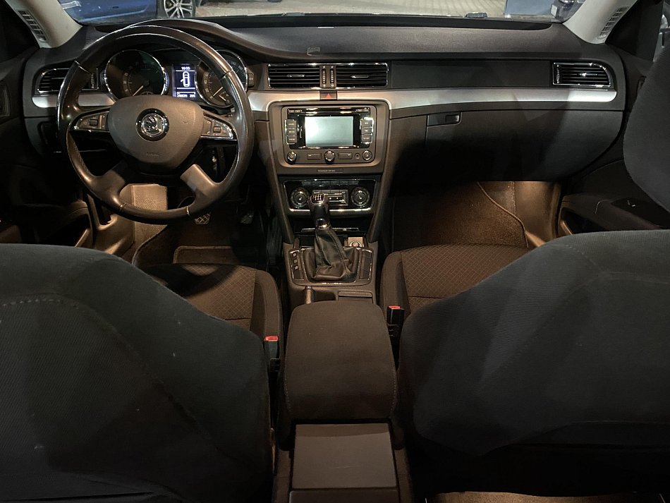 Škoda Superb II 2.0 TDi  FL