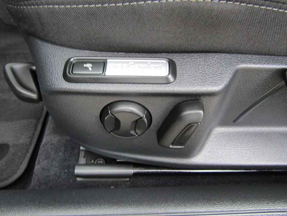 Volkswagen Passat 1.6 TDi 