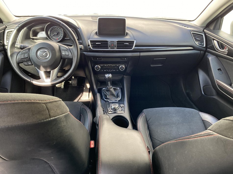Mazda 3 2.0 i Nakama