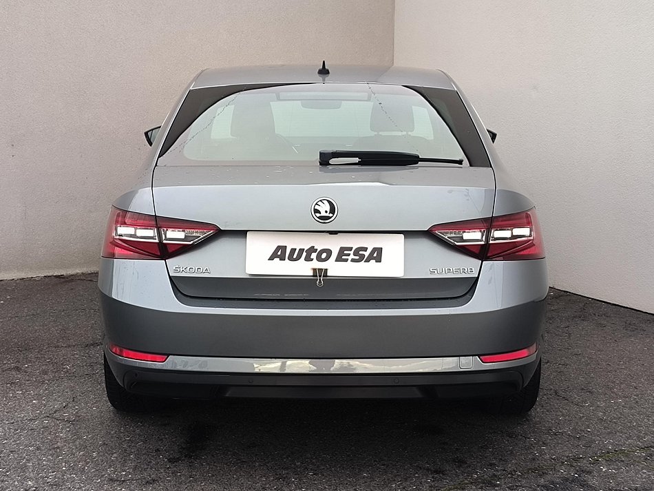 Škoda Superb III 1.4 TSi Style