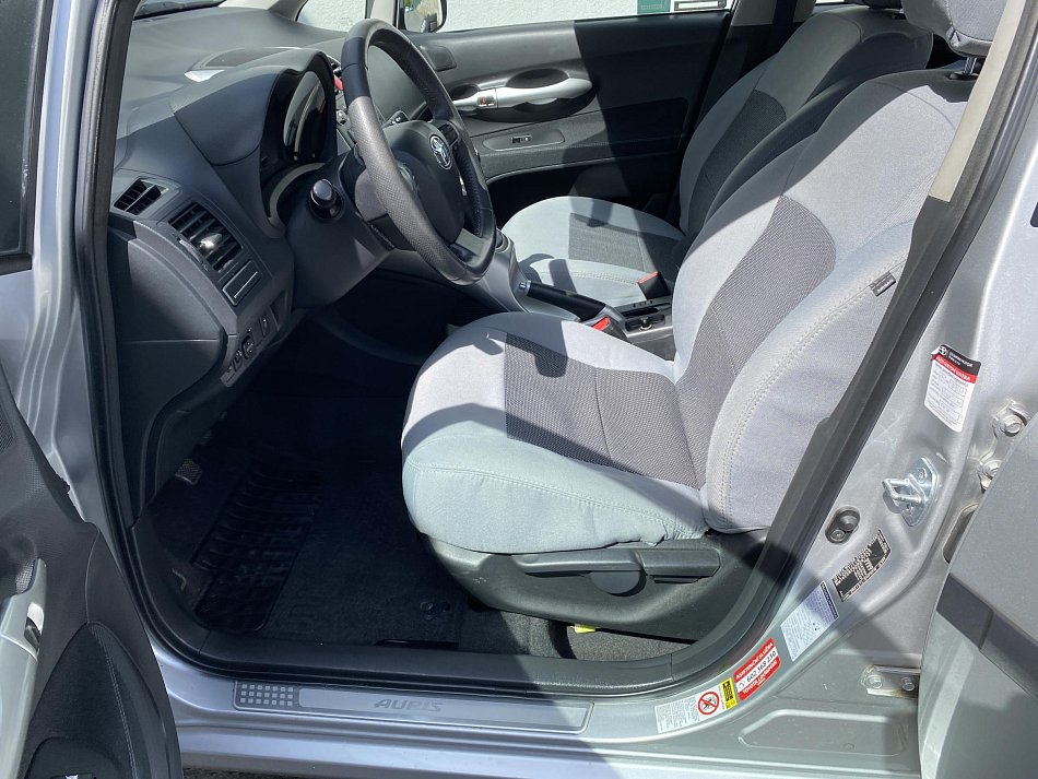 Toyota Auris 1.6i 