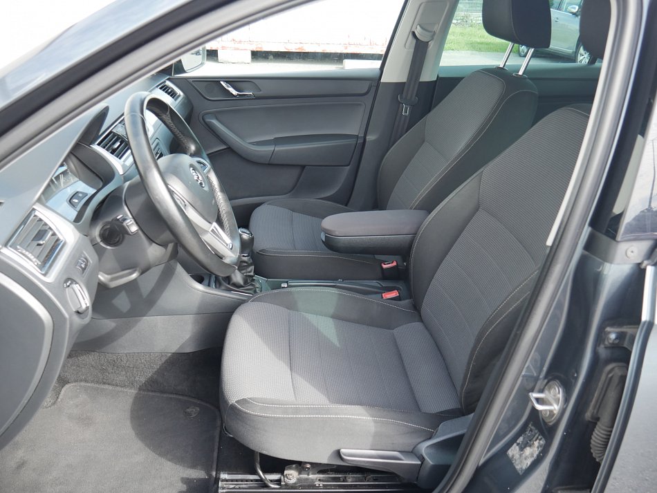 Škoda Rapid 1.6 TDi Elegance