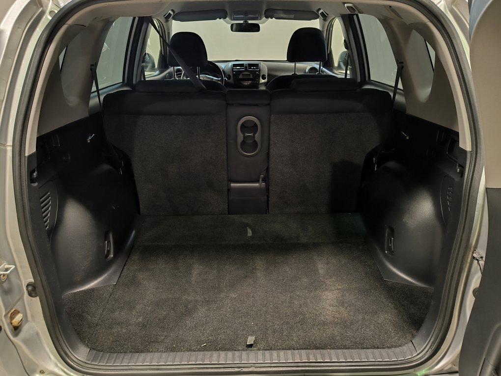Toyota RAV4 2.0i  4x4