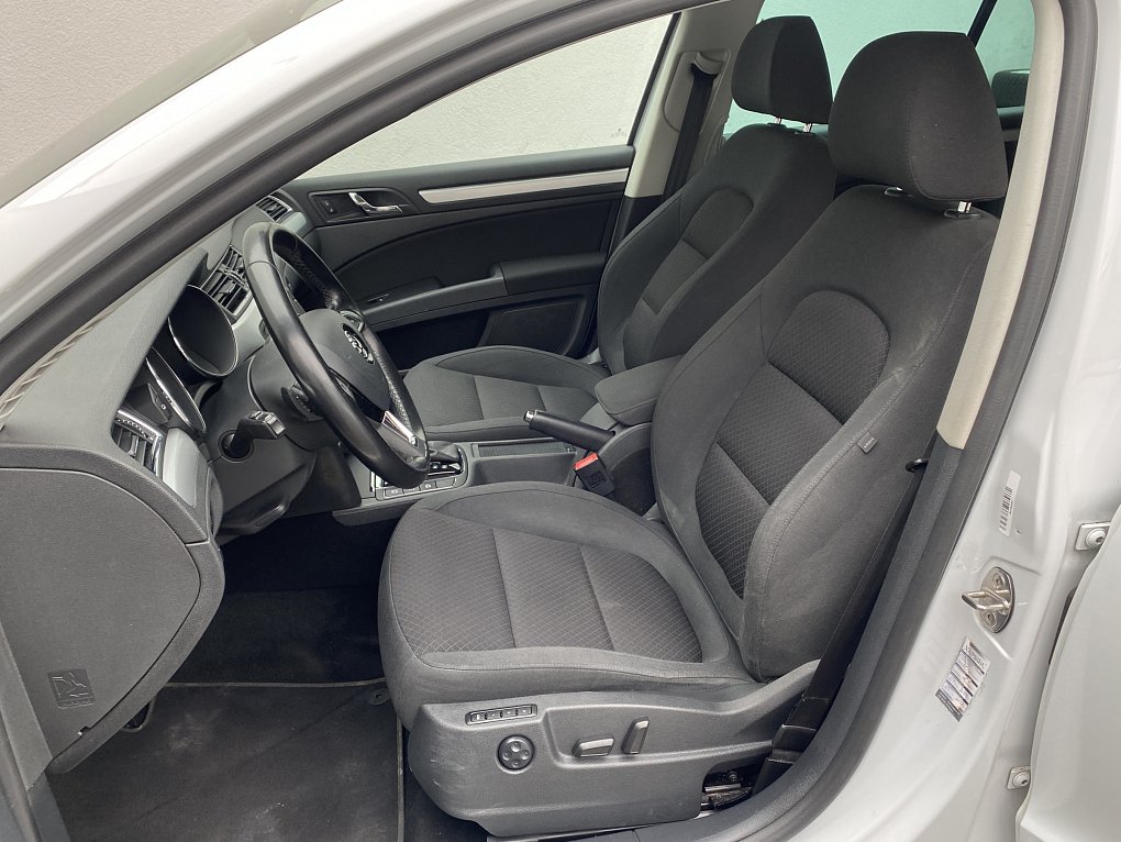 Škoda Superb II 2.0 TDi Ambition