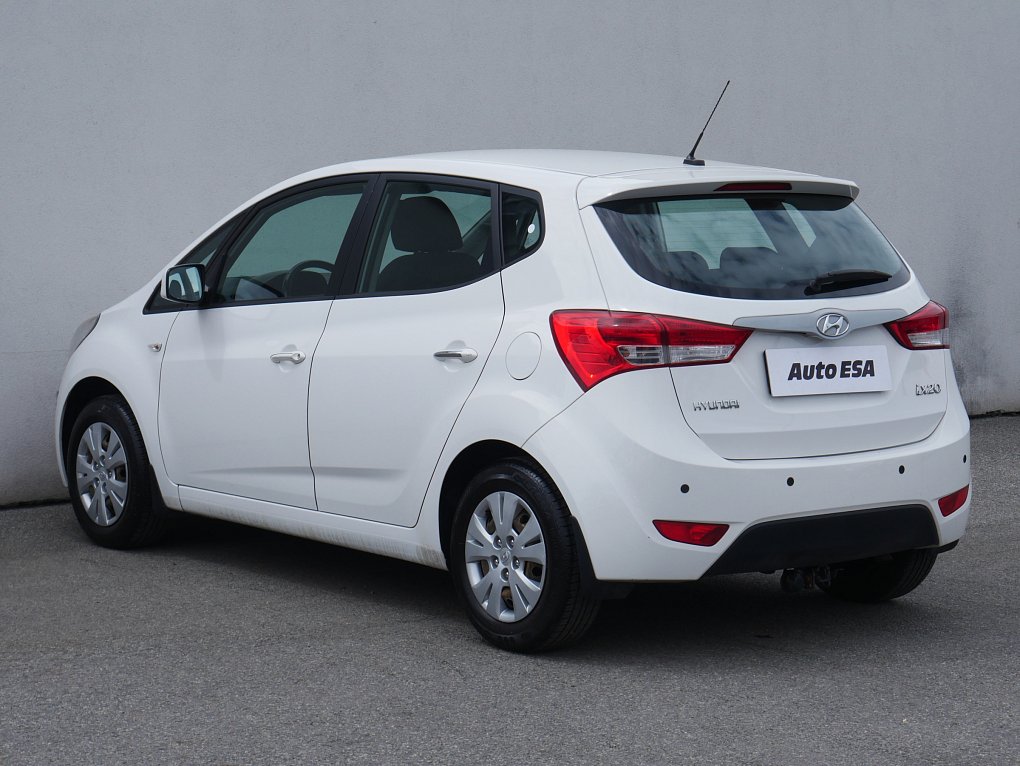 Hyundai Ix20 1.4i 
