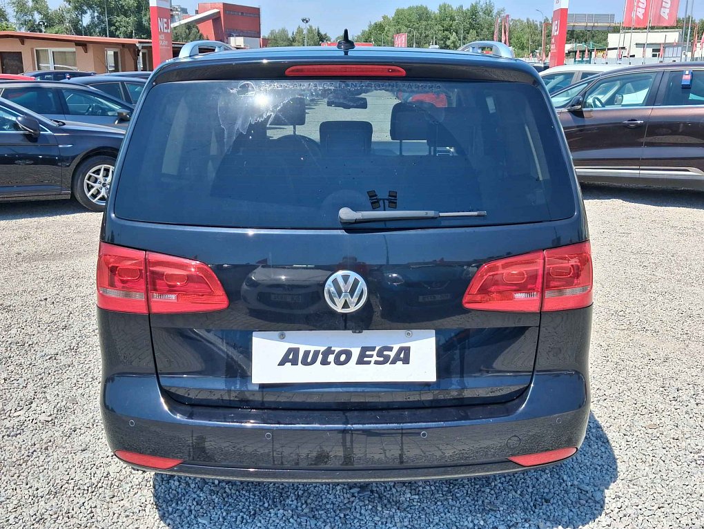 Volkswagen Touran 2.0 TDi 