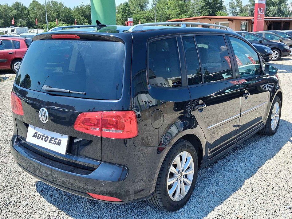 Volkswagen Touran 2.0 TDi 