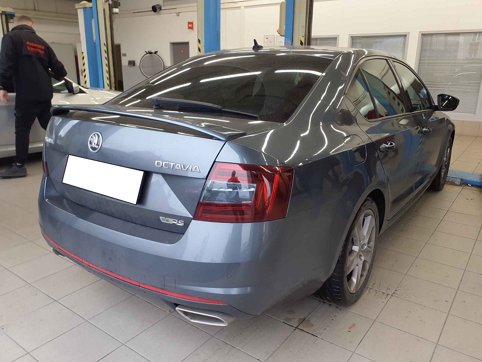 Škoda Octavia III 2.0 TDi RS