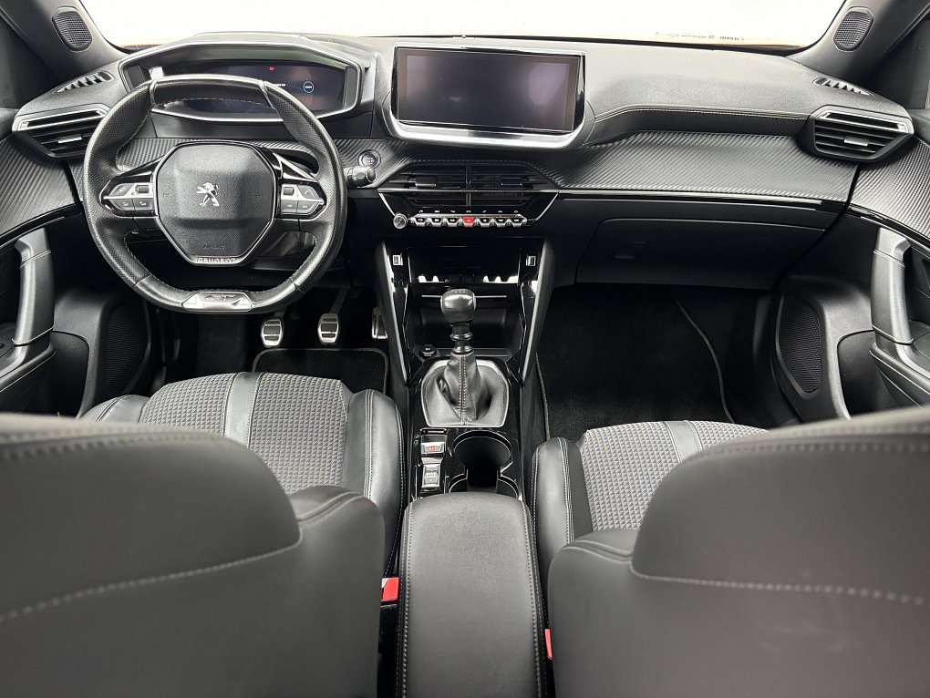 Peugeot 2008 1.2 PT GT Line