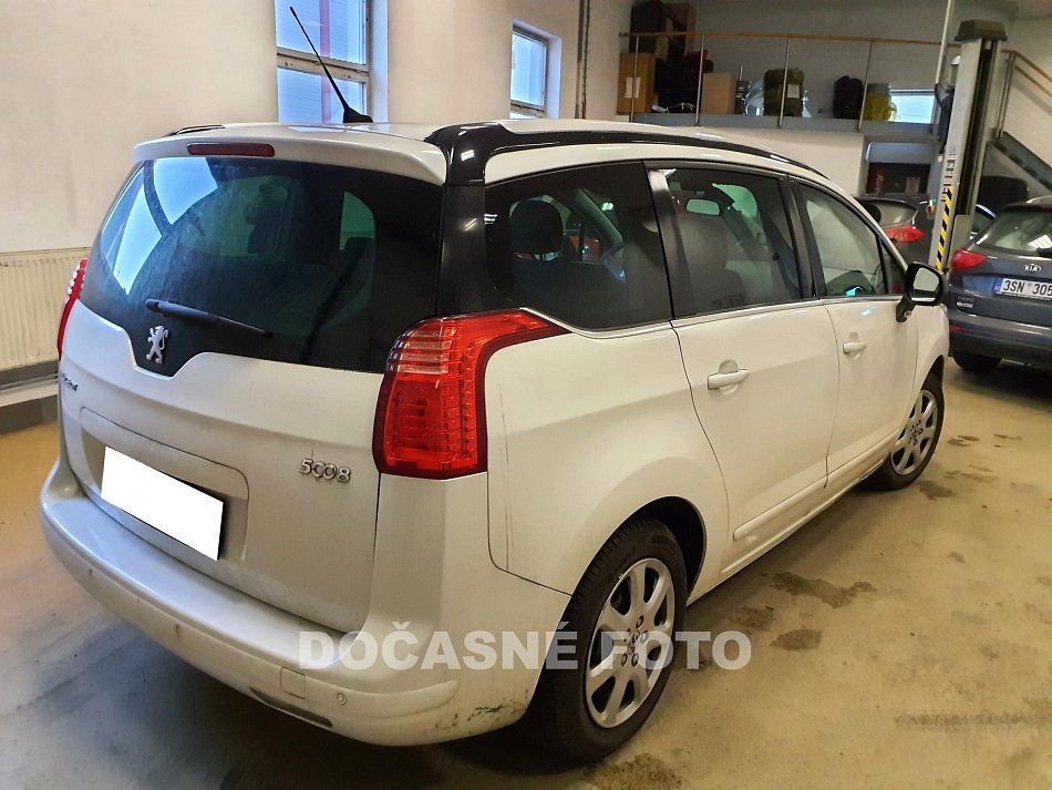 Peugeot 5008 2.0HDi 