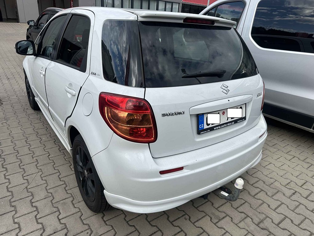Suzuki SX4 1.6i 