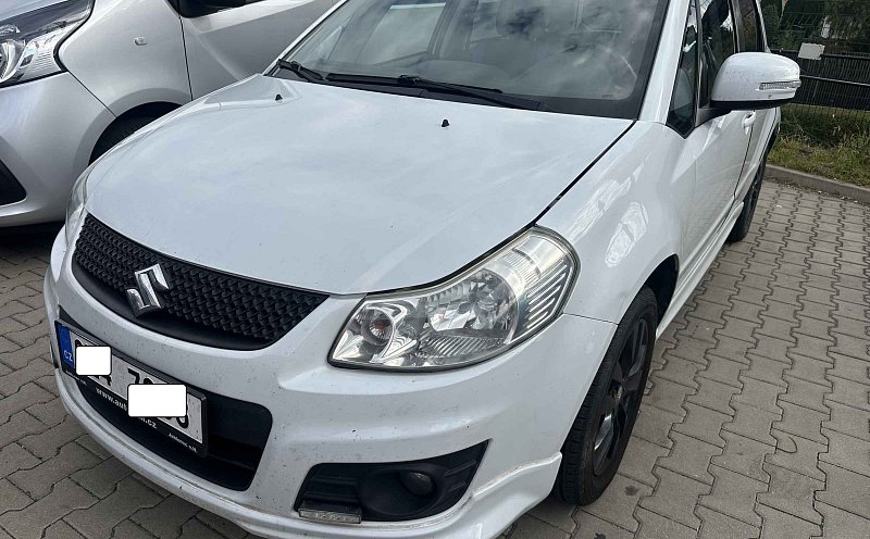 Suzuki SX4 1.6i 