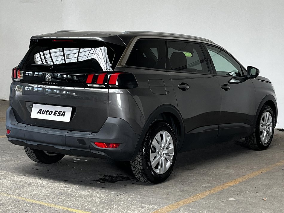 Peugeot 5008 1.2 PT Active