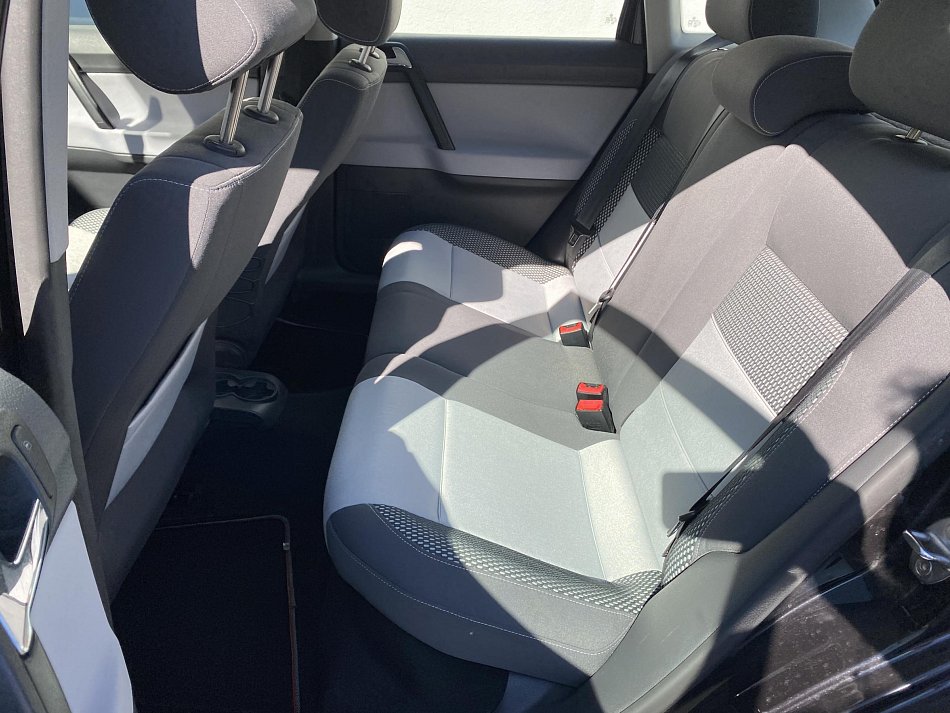 Volkswagen Polo 1.4i CROSS