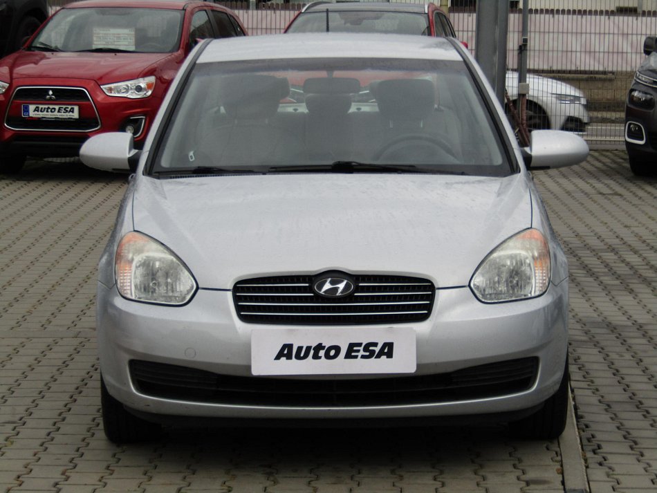 Hyundai Accent 1.4i 