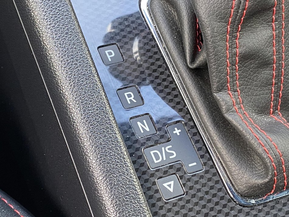 Škoda Octavia III 2.0 TSi RS Challange