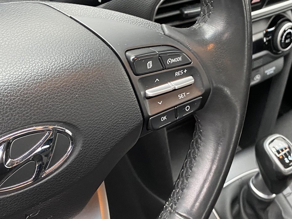 Hyundai Kona 1.0T-GDi 