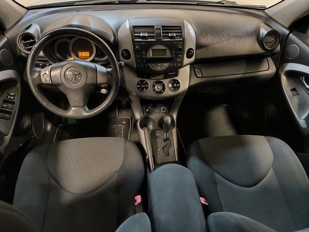 Toyota RAV4 2.0i  4x4
