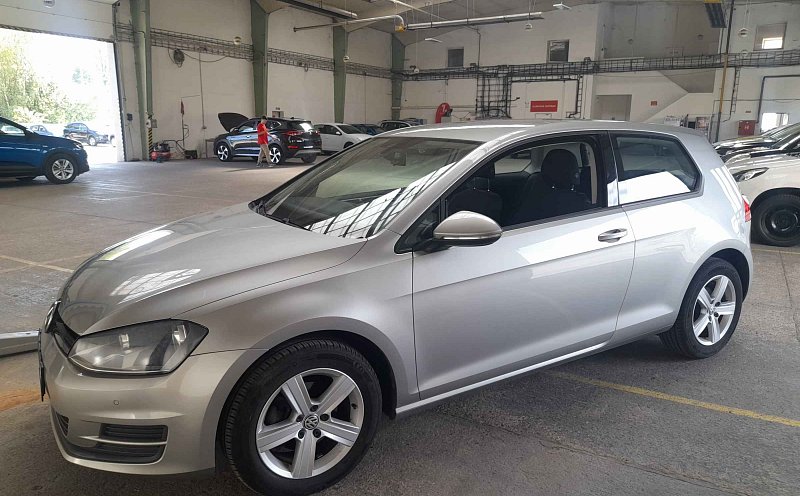 Volkswagen Golf 1.2 TSi 