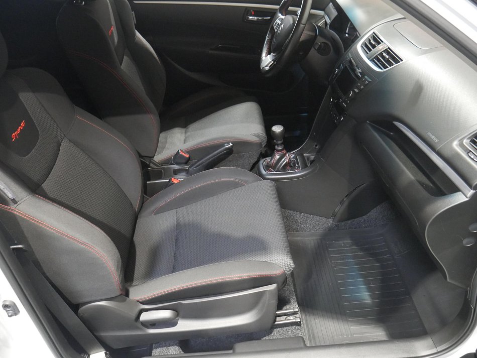 Suzuki Swift 1.6 i Sport