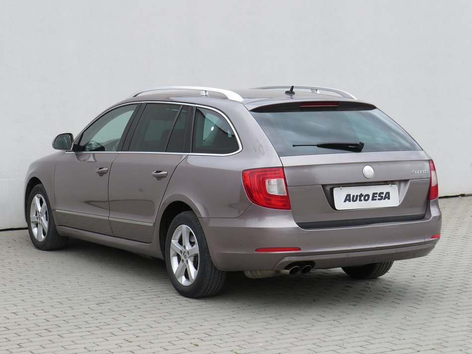 Škoda Superb II 2.0TDi Elegance