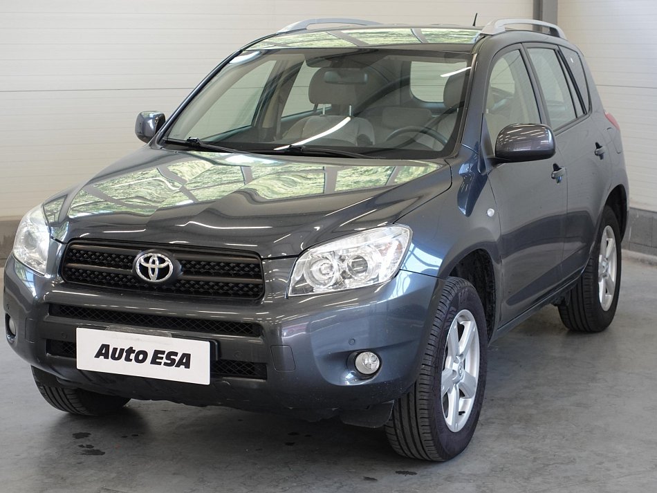 Toyota RAV4 2.0 VVT-i  4x4