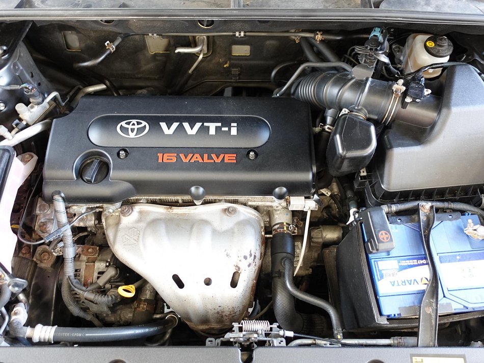 Toyota RAV4 2.0 VVT-i  4x4