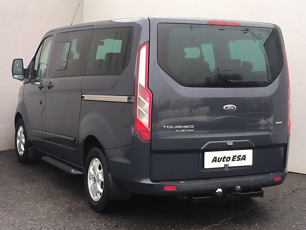 Ford Tourneo Custom 2.2TDCi Titanium