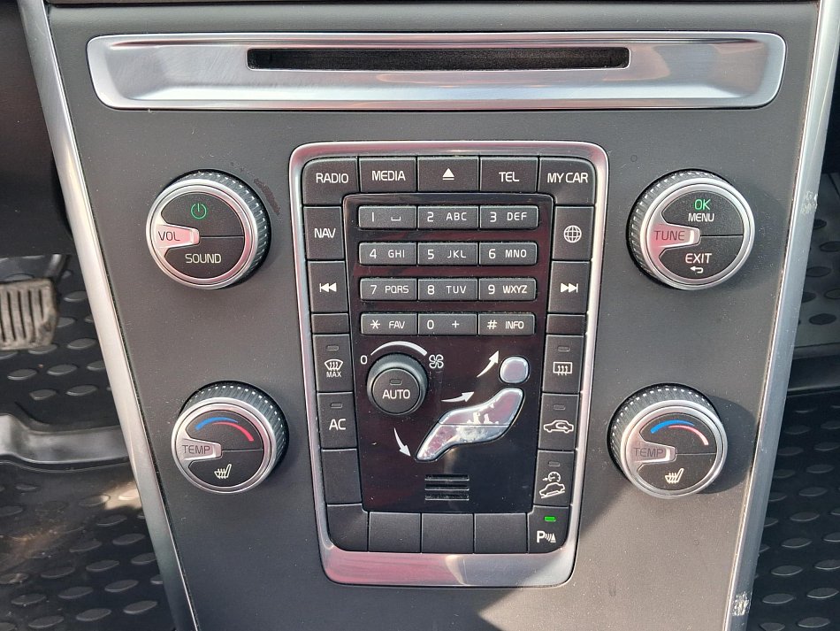 Volvo XC60 2.4D  4x4