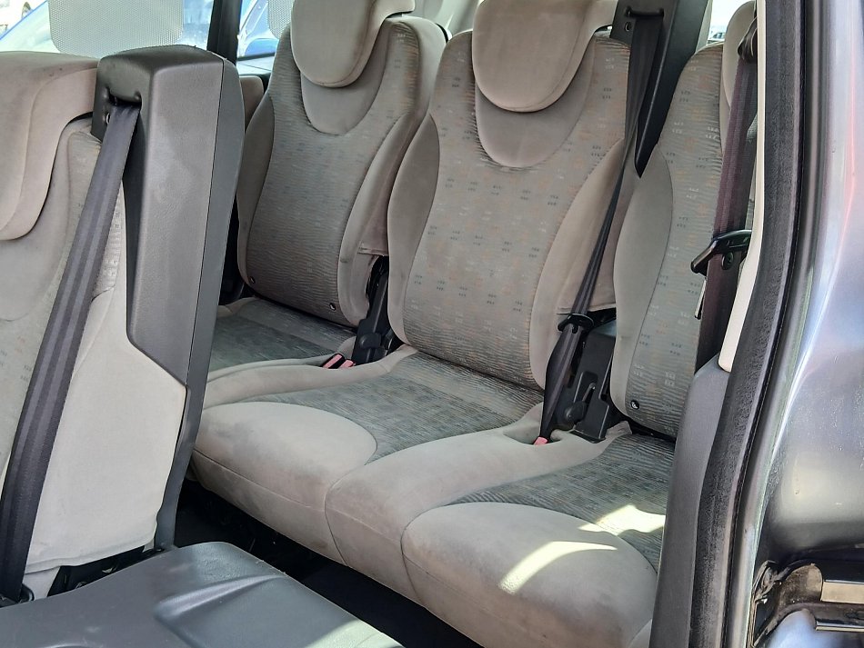Fiat Scudo 2.0JTD  L2 8míst