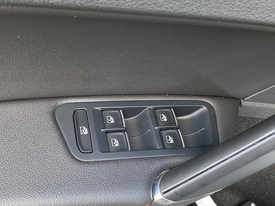 Volkswagen Golf 2.0 TSi GTi