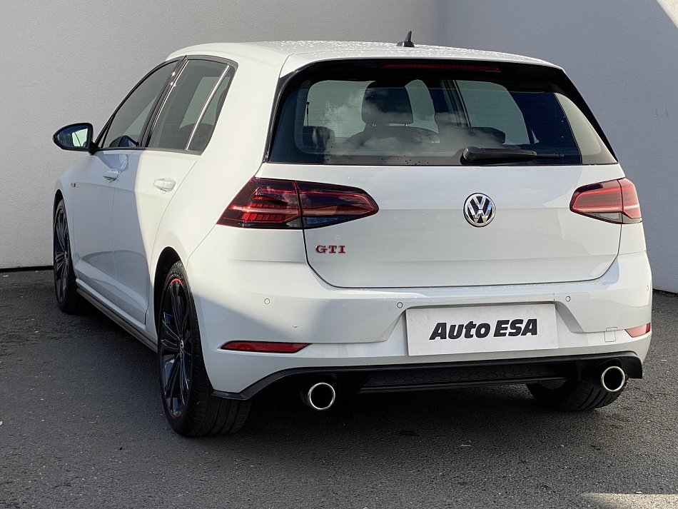 Volkswagen Golf 2.0 TSi GTi